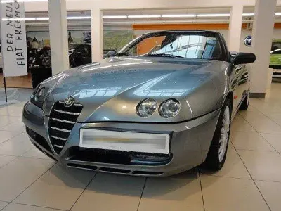 Gebraucht Alfa Romeo Spider Lusso 270 PS (198 kW) 2004 Silber Cabrio