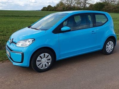 Second-hand VW up! 60 CP (44 kW) 2017 Albastru Hatchback