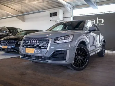 Gebraucht Audi Q2 S-Line 116 PS (85 kW) 2020 Grau SUV