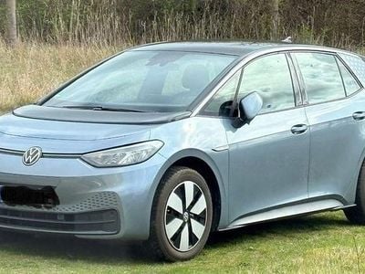 Second-hand VW ID.3 Pure 110 kW (150 CP) 2021 Albastru Hatchback
