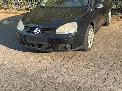 VW Golf V
