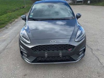 gebraucht Ford Fiesta 1.5 EcoBoost S&S mit Leder-Exclusiv-Paket ST