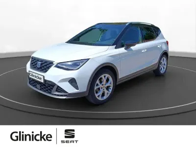 Gebraucht Seat Arona FR 150 PS (110 kW) 2023 Weiß SUV