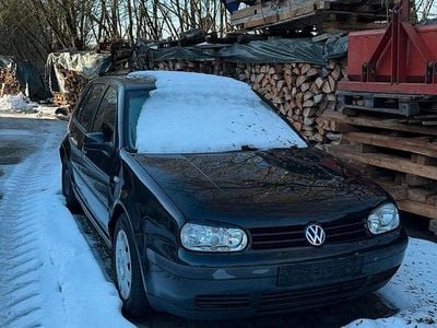 Schwarz Gebraucht 1998 VW Golf Coupé | 200 € (Superpreis)
