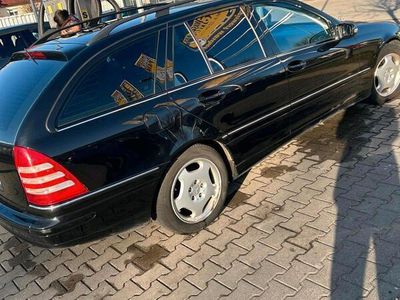 Mercedes 220