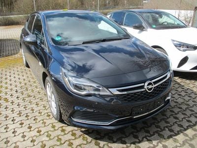 Gebraucht Opel Astra Dynamic 150 PS (110 kW) 2019 Blau Limousine