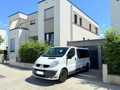 Gebraucht Renault Trafic 114 PS (83 kW) 2014 Weiß Van / Kleinbus