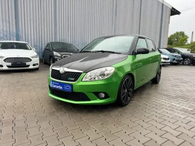 Gebraucht Skoda Fabia RS 179 PS (131 kW) 2010 Grün Limousine