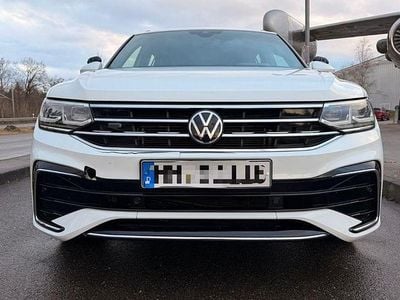 Gebraucht VW Tiguan R-line 150 PS (110 kW) 2023 Weiß SUV