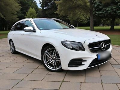 Gebraucht Mercedes E220 AMG line 194 PS (142 kW) 2017 Weiß Kombi