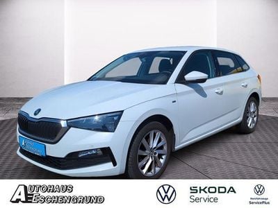 Usata Skoda Scala Clever 110 CV (80 kW) 2021 Bianco Utilitaria