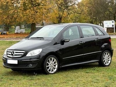 Mercedes B200