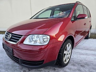 Gebraucht VW Touran 105 PS (77 kW) 2003 Rot Van / Kleinbus
