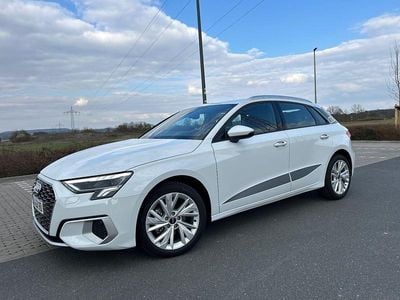 Second-hand Audi A3 Advanced 110 CP (80 kW) 2024 Alb Berlinǎ