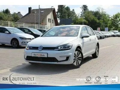 Gebraucht VW e-Golf Comfortline 100 kW (136 PS) 2018 Weiß Kleinwagen