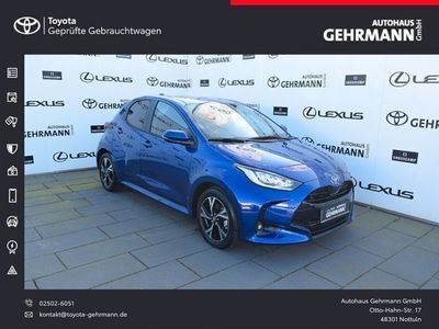 Neu Toyota Yaris Hybrid 116 PS (85 kW) 2025 Blau Limousine