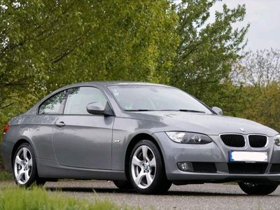 gebraucht BMW 320 i Coupé