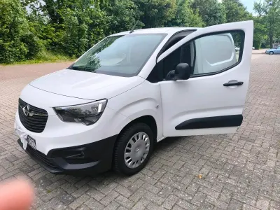 Gebraucht Opel Combo 75 PS (55 kW) 2020 Weiß Van / Kleinbus
