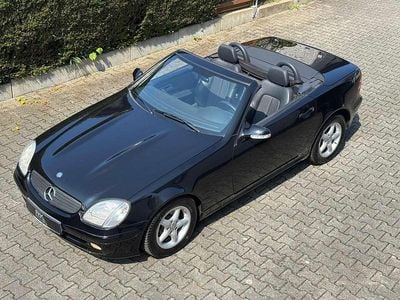 Usata Mercedes SLK200 163 CV (119 kW) 2001 Nero Cabrio