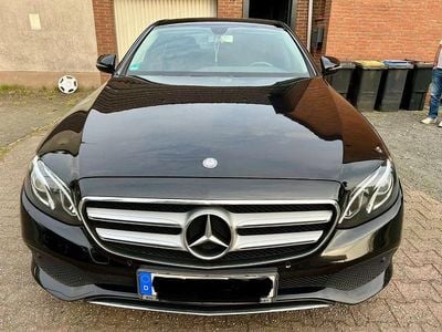 Usata Mercedes E220 194 CV (142 kW) 2016 Nero Berlina