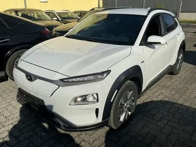 Begagnad Hyundai Kona Advantage 100 kW (136 HK) 2021 Vit SUV