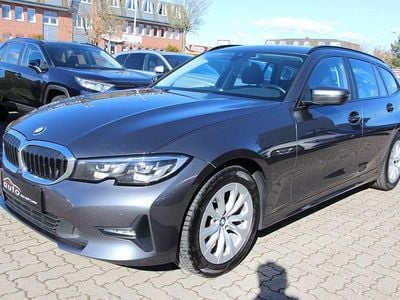 Gebraucht BMW 320 190 PS (139 kW) 2021 Grau Kombi