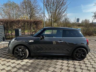 Gebraucht Mini Cooper S 192 PS (141 kW) 2019 Schwarz Kleinwagen