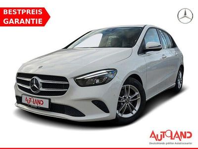 Gebraucht Mercedes B180 Style 136 PS (100 kW) 2019 Weiß Van / Kleinbus