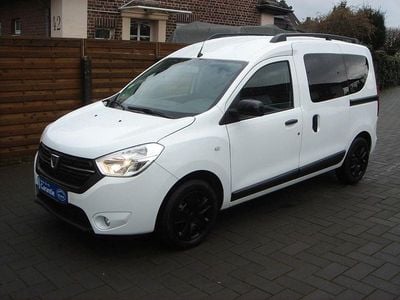 Gebraucht Dacia Dokker Comfort 95 PS (69 kW) 2021 Weiß Van / Kleinbus