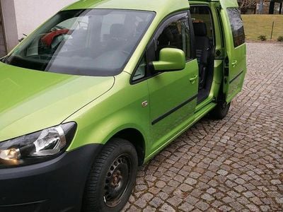 Gebraucht VW Caddy 102 PS (75 kW) 2013 Grün Van / Kleinbus