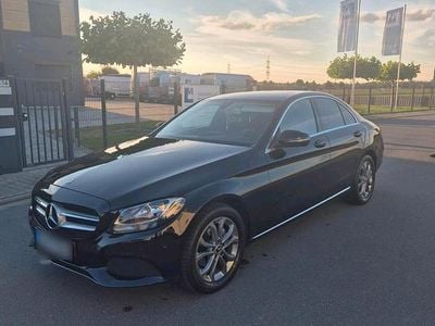 Gebraucht Mercedes C180 156 PS (114 kW) 2017 Schwarz Limousine