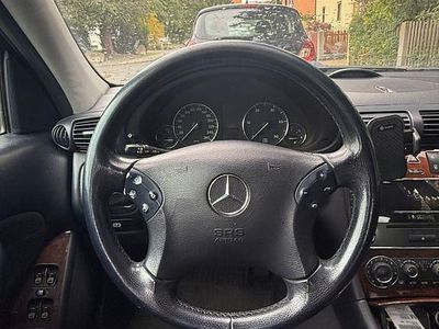 Mercedes 220