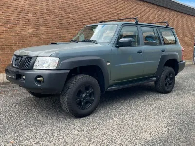 Gebraucht Nissan Patrol XE 160 PS (117 kW) 2009 Schwarz SUV
