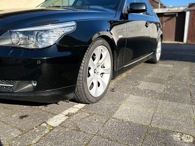 Usata BMW 530 Performance 235 CV (172 kW) 2007 Nero Berlina