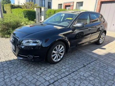 Gebraucht Audi A3 Sportback Ambition 105 PS (77 kW) 2011 Schwarz Kleinwagen