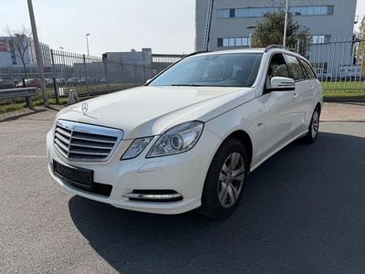 Gebraucht Mercedes E200 184 PS (135 kW) 2010 Weiß Kombi