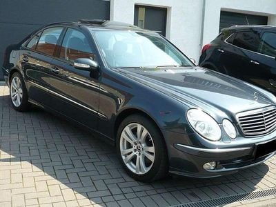 Mercedes E320