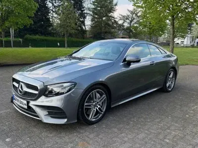Gebraucht Mercedes E300 AMG 245 PS (180 kW) 2018 Grau