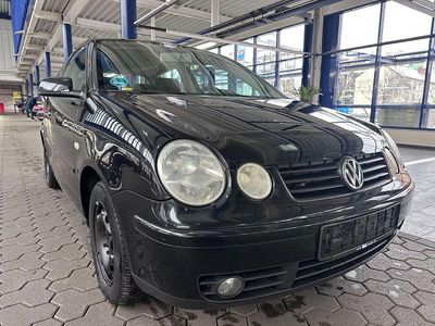 Gebraucht VW Polo Highline 75 PS (55 kW) 2003 Schwarz Limousine