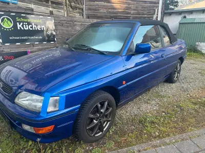 Gebraucht Ford Escort Cabriolet 130 PS (95 kW) 1993 Blau Cabrio