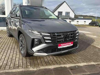Neu Hyundai Tucson 150 PS (110 kW) 2025 Ecotronic grey SUV