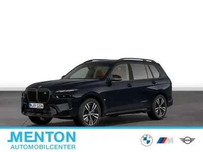 Gebraucht BMW X7 M Sport 530 PS (389 kW) 2025 Schwarz SUV