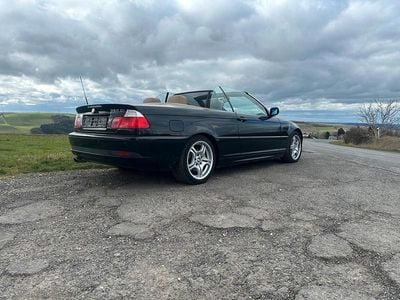 Gebraucht BMW 320 Cabriolet 170 PS (125 kW) 2005 Schwarz Cabrio