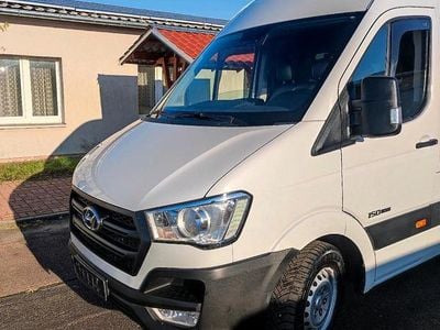 Weiß Gebraucht 2016 Hyundai H 350 Van | 8.500 €