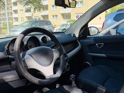 Begagnad Smart ForFour 75 HK (55 kW) 2005 Vit Halvkombi