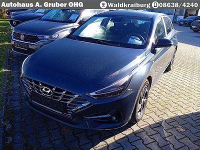 Usata Hyundai i30 Intro Edition 120 CV (88 kW) 2021 Blu Berlina