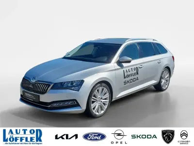 Gebraucht Skoda Superb Style 150 PS (110 kW) 2022 Brilliantsilber Kombi