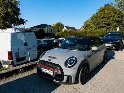 Gebraucht Mini John Cooper Works 231 PS (169 kW) 2022 Grau Kleinwagen