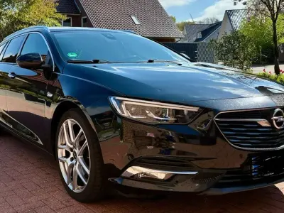 Gebraucht Opel Insignia Innovation 170 PS (125 kW) 2017 Schwarz Kombi