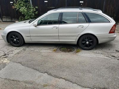 Mercedes C270